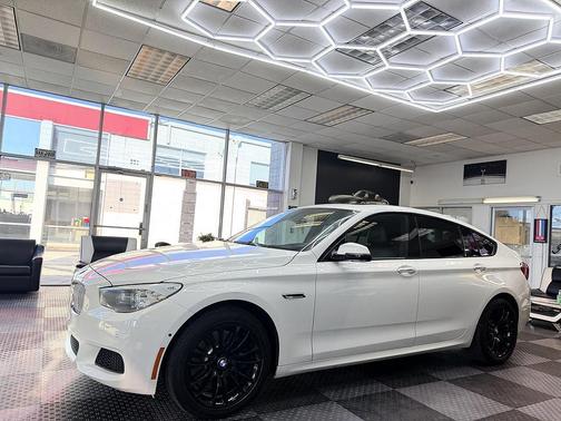 White 2014 BMW 550 Gran Turismo 550i Gran Turismo Sedan 4D