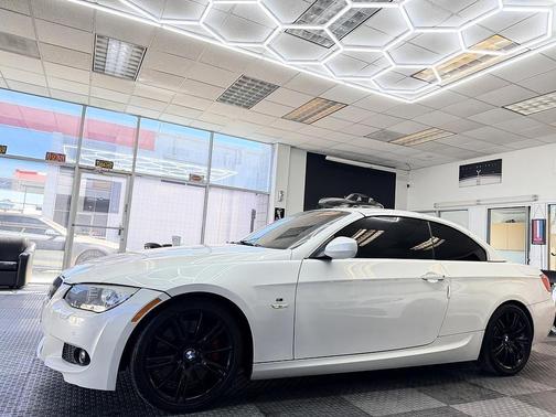 Alpine White 2013 BMW 335