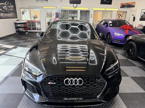 Mythos Black Metallic 2019 Audi RS 5 2.9T