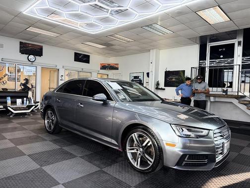 Monsoon Gray Metallic 2018 Audi A4 Premium Plus