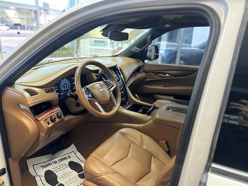 2017 Cadillac Escalade ESV Platinum