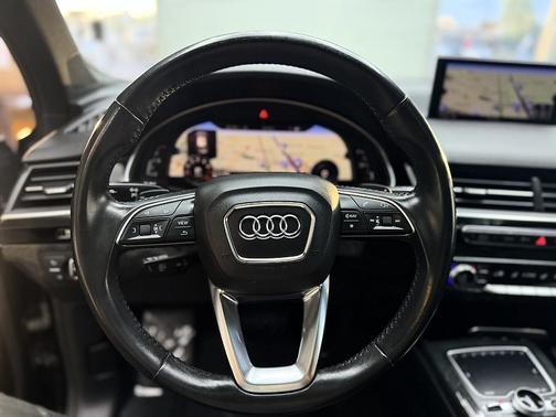 Night Black 2019 Audi Q7 55 Prestige