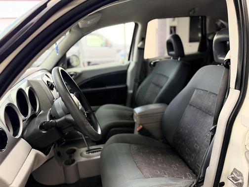 White 2008 Chrysler PT Cruiser LX