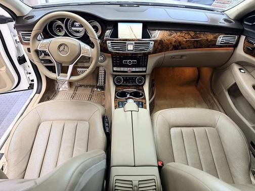 White 2014 Mercedes-Benz CLS-Class CLS 550