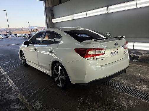 2019 Subaru Impreza 2.0i Sport