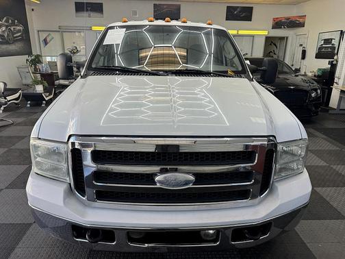 2005 Ford F-350 XLT Crew Cab Super Duty