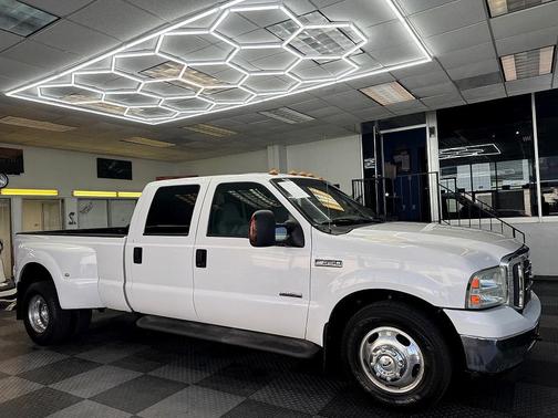 2005 Ford F-350 XLT Crew Cab Super Duty