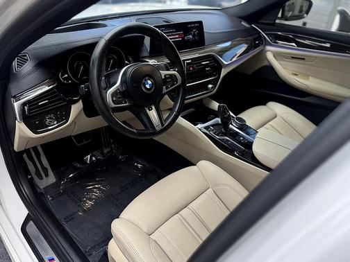2018 BMW 530e iPerformance