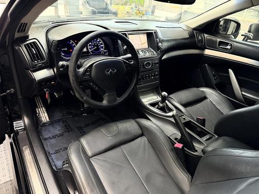 Black Obsidian 2012 INFINITI G37 Sport