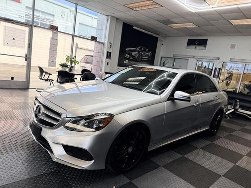 Diamond Silver Metallic 2016 Mercedes-Benz E-Class Sport