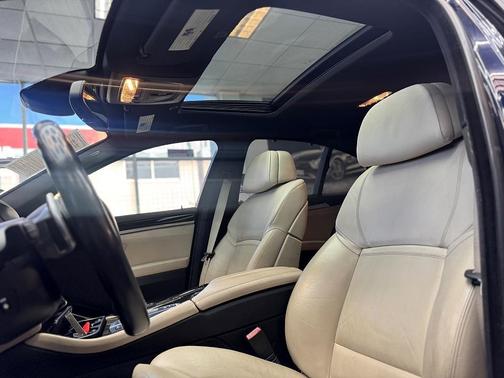2012 BMW 550 550i