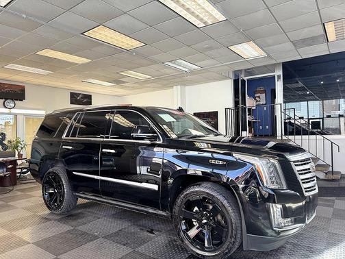 2019 Cadillac Escalade Platinum