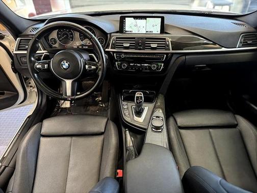 2017 BMW 330