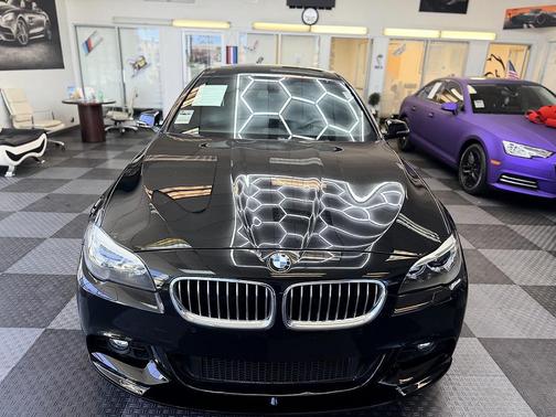 Black Sapphire Metallic 2015 BMW 528