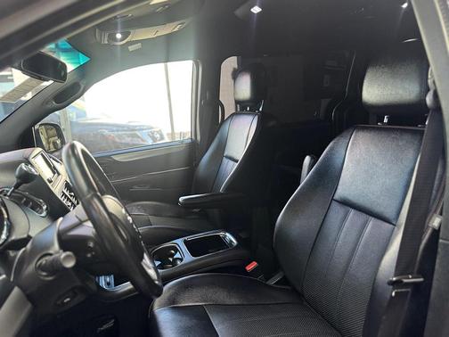 2014 Dodge Grand Caravan R/T