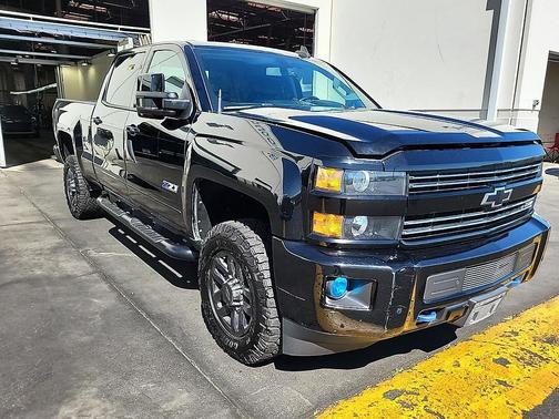 2017 Chevrolet Silverado 2500 LT