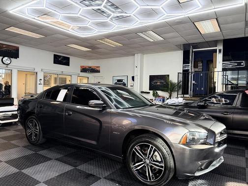 Granite Crystal Metallic Clearcoat 2014 Dodge Charger R/T