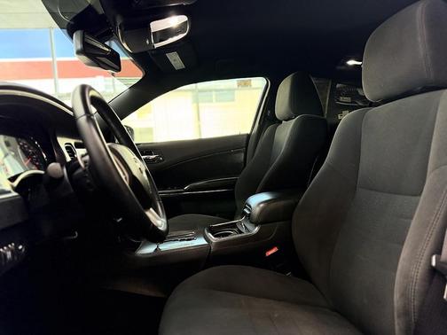 Granite Crystal Metallic Clearcoat 2014 Dodge Charger R/T