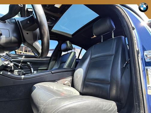 Mediterranean Blue Metallic 2015 BMW 528