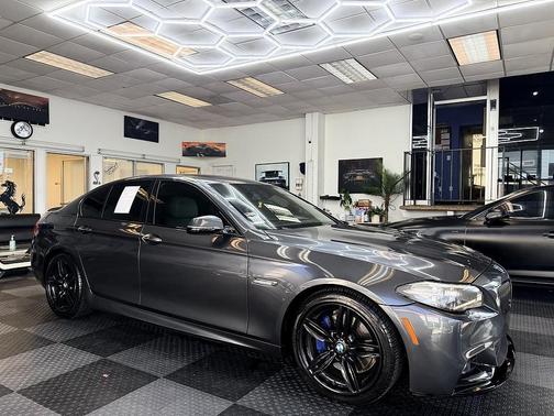 Callisto Gray Metallic 2015 BMW 550 M-SPORT