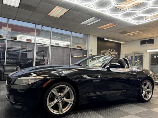 Black 2015 BMW Z4 sDrive28i