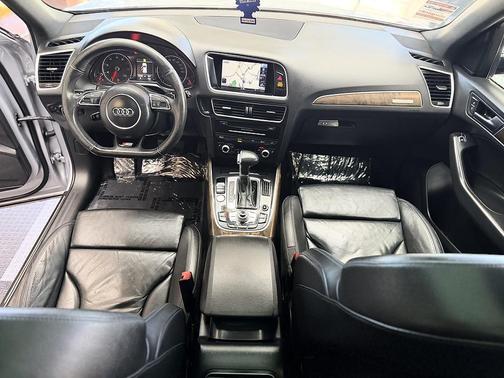 Cuvee Silver Metallic 2015 Audi Q5 3.0T Premium Plus