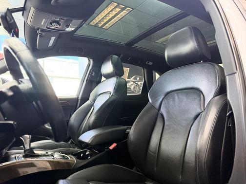 Cuvee Silver Metallic 2015 Audi Q5 3.0T Premium Plus