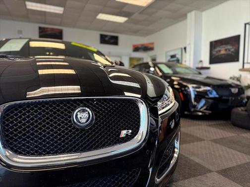 2012 Jaguar XF R