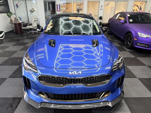 Micro Blue 2023 Kia Stinger GT-Line