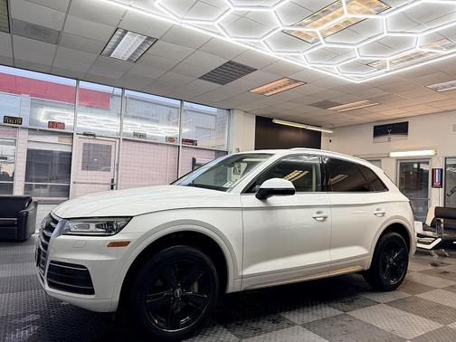 2018 Audi Q5 Tech Premium