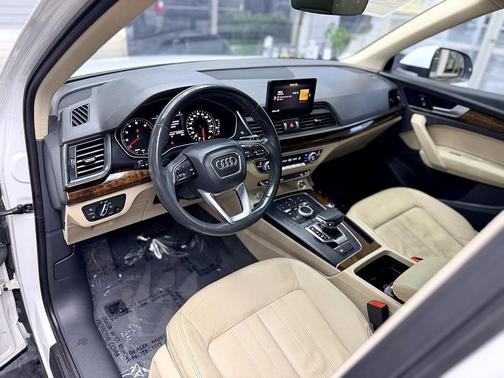 2018 Audi Q5 Tech Premium