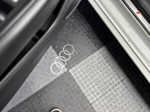 2018 Audi A4 2.0T ultra Premium Plus