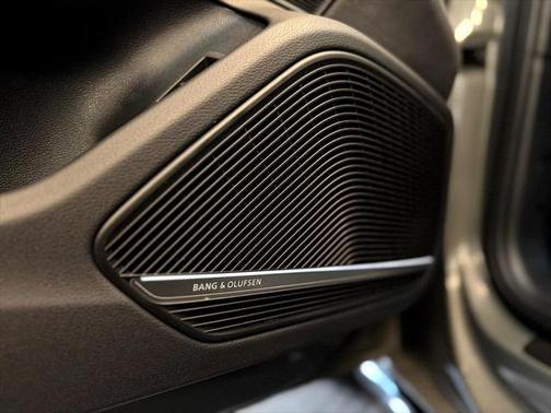 2023 Audi A4 Prestige 45 TFSI S line quattro S tronic
