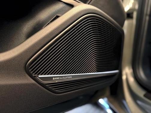 2023 Audi A4 Prestige 45 TFSI S line quattro S tronic