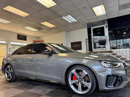 2023 Audi A4 Prestige 45 TFSI S line quattro S tronic