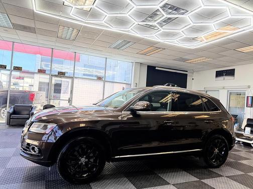 Volcano Red Metallic 2014 Audi Q5 2.0T Premium Plus