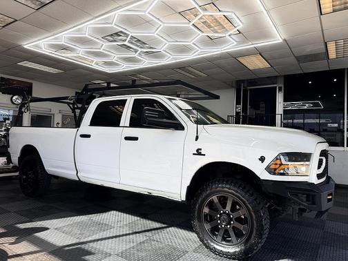 Bright White 2013 RAM 2500 Tradesman