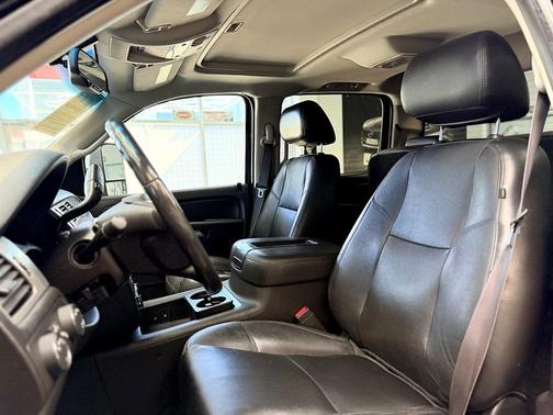 2014 Chevrolet Silverado 3500 LTZ