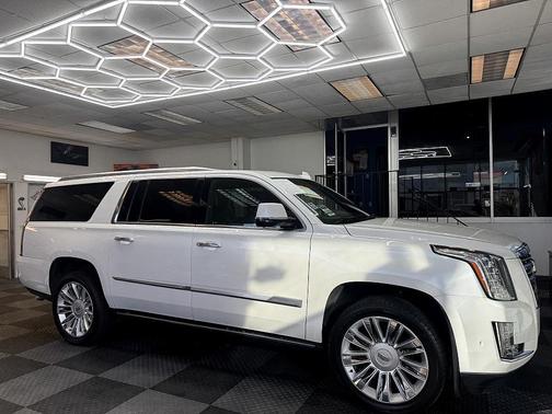 2017 Cadillac Escalade ESV Platinum