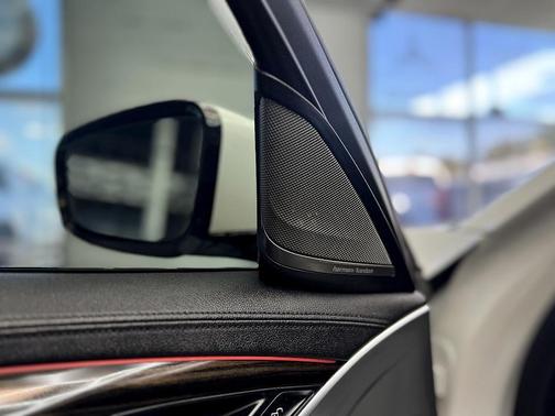 2018 BMW 530e iPerformance