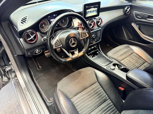 Mountain Gray Metallic 2015 Mercedes-Benz CLA-Class Base