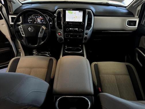 2020 Nissan Titan SV