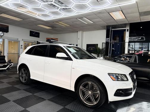 Ibis White 2012 Audi Q5 3.2 Premium Plus