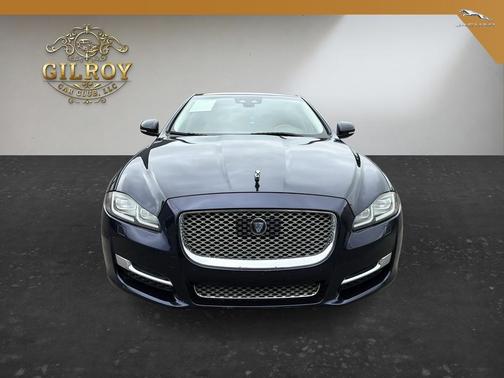 Loire Blue Metallic 2019 Jaguar XJ XJL Portfolio