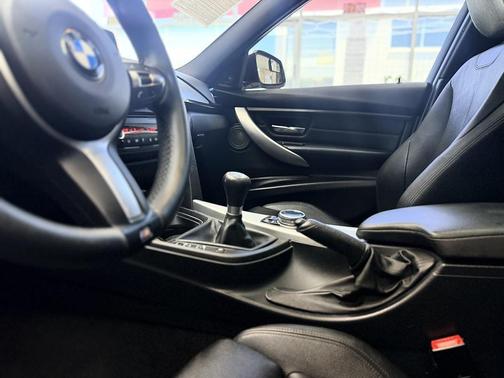Alpine White 2014 BMW 335
