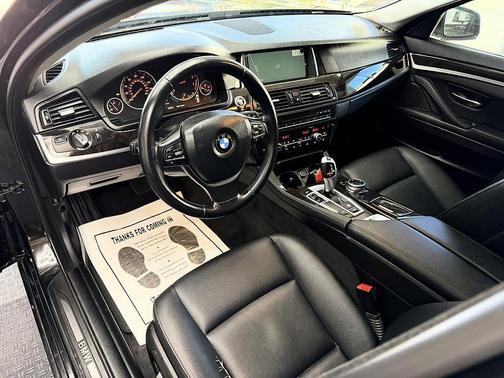 Azurite Black Metallic 2015 BMW 528