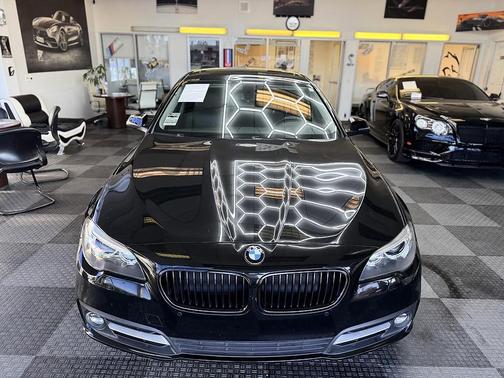 Azurite Black Metallic 2015 BMW 528
