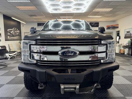 2019 Ford F-350 Lariat