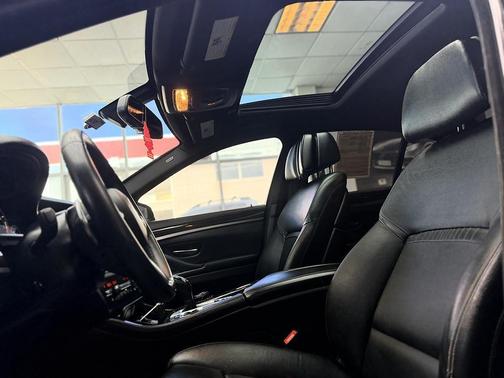 Callisto Gray Metallic 2014 BMW 550 M-SPORT