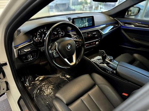 2019 BMW 530 530i